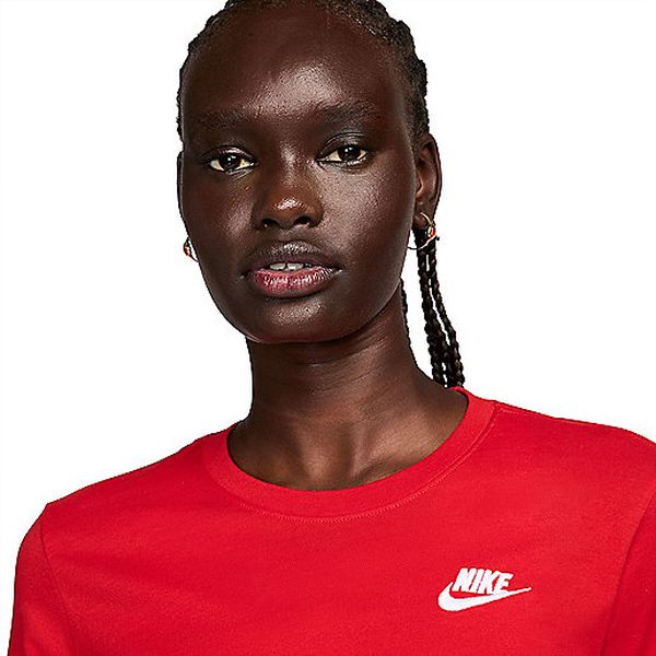 NIKE SPORTSWEAR CLUB ESSENTIALS WOM Tee-shirt à manches courtes femme NIKE - Image 29