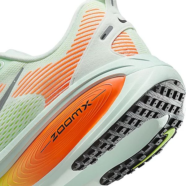 NIKE VOMERO 18 Chaussures de running homme NIKE - Image 7